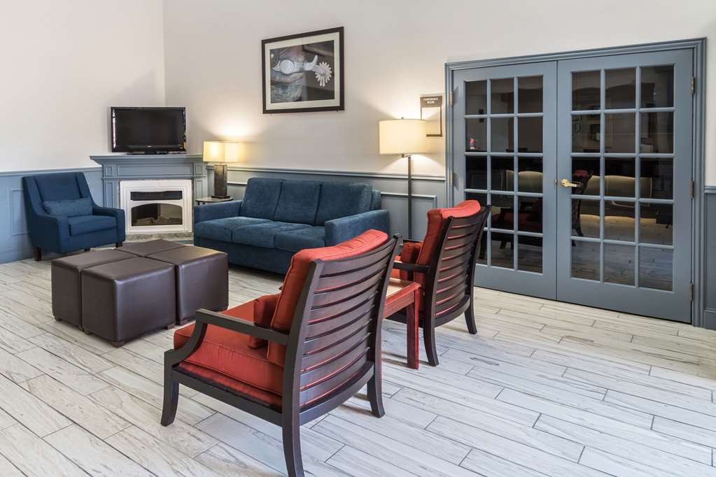 Quality Suites Burleson Ft. Worth - photo 8