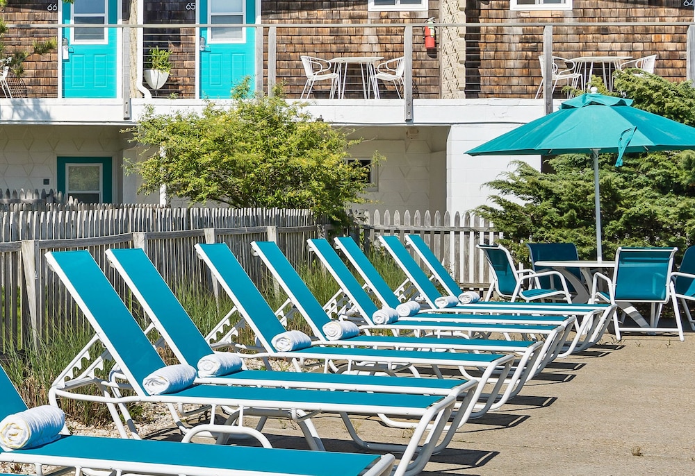 Driftwood Resort - photo 292