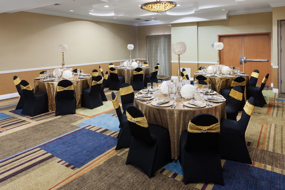 Fairfield Inn & Suites by Marriott Jacksonville Butler Blvd - photo 25