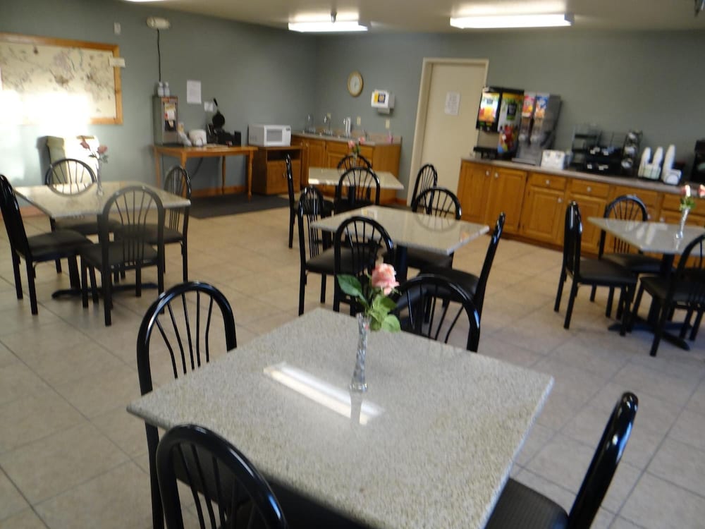 Rock Creek Hotel - photo 20