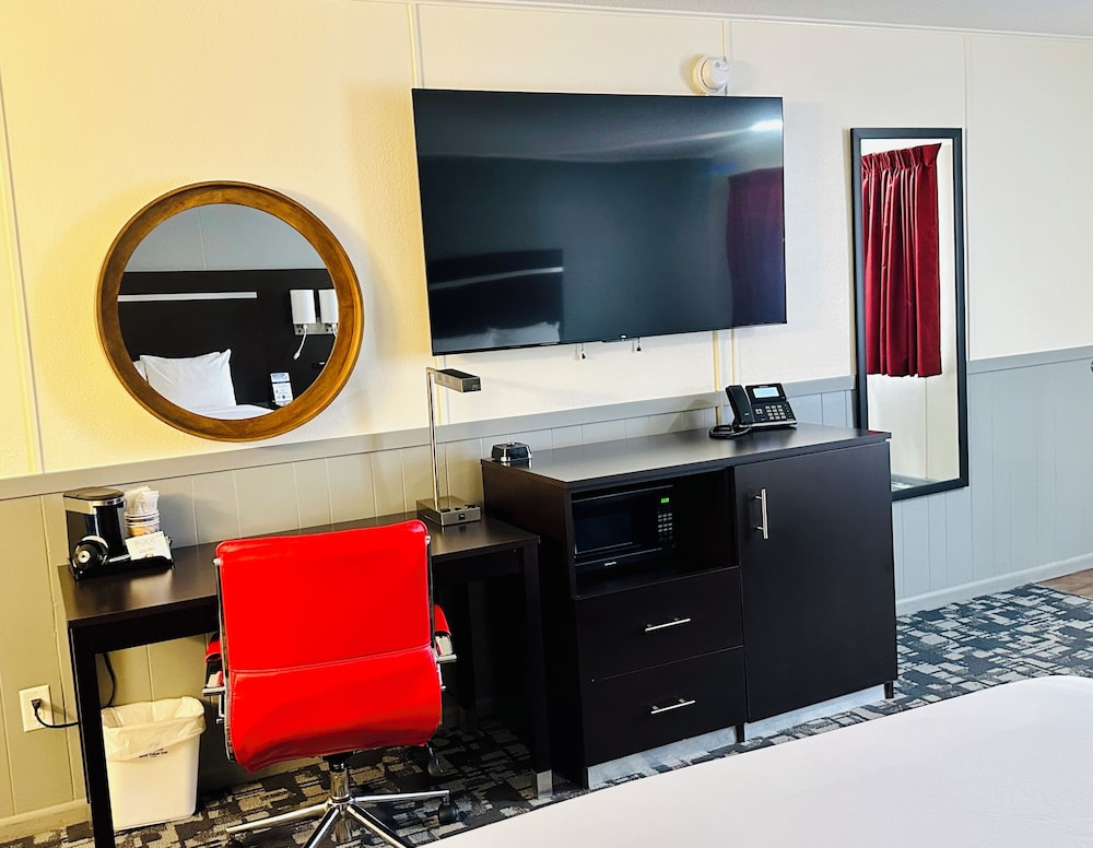 Americas Best Value Inn Wall - photo 28