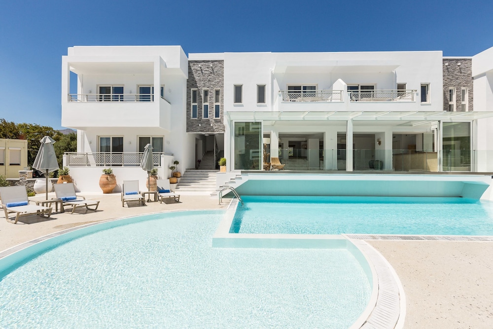 Cyano Hotel — Agios Vasileios — photo 2