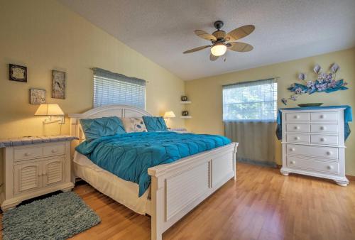 1 Mi to Weeki Wachee Home with Pool in Spring Hill — 4-Star Luxury Hotel in Spring Hill, United States