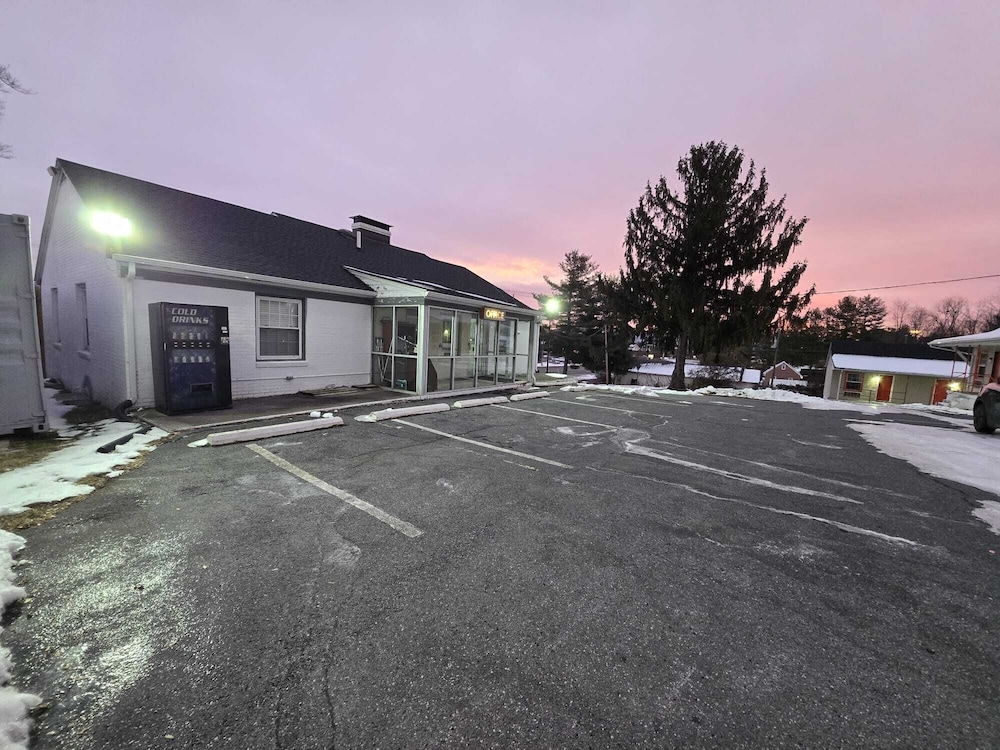 Skyline Motel By OYO Waynesboro US 250 - photo 20