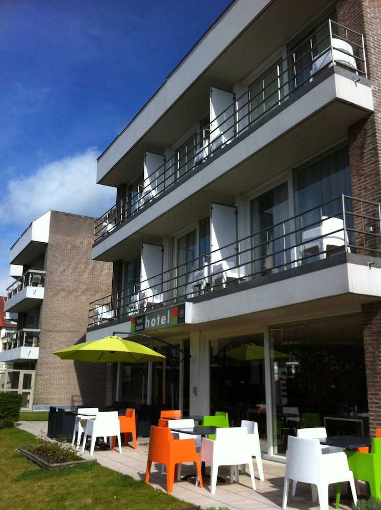 Hotel Maxim - carbon neutral hotel in De Panne
