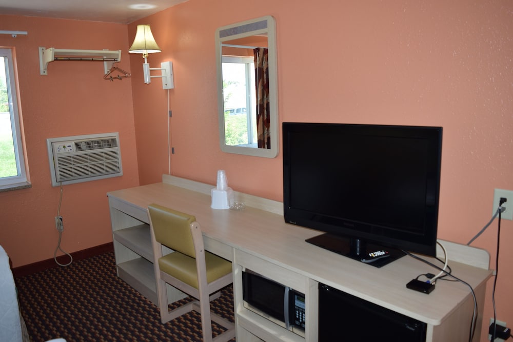Americas Best Value Inn Jefferson City - photo 28