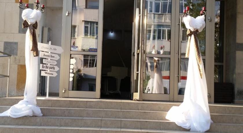 Hamlet Hotel in Bacau, Romania