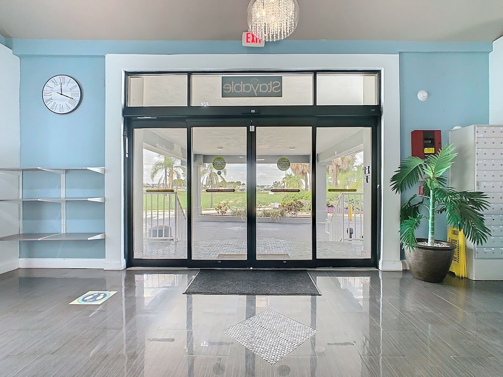 Quality Inn Davenport Maingate South - photo 3