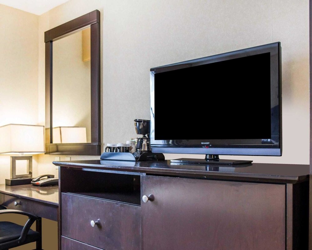 Quality Inn Woodside - photo 14