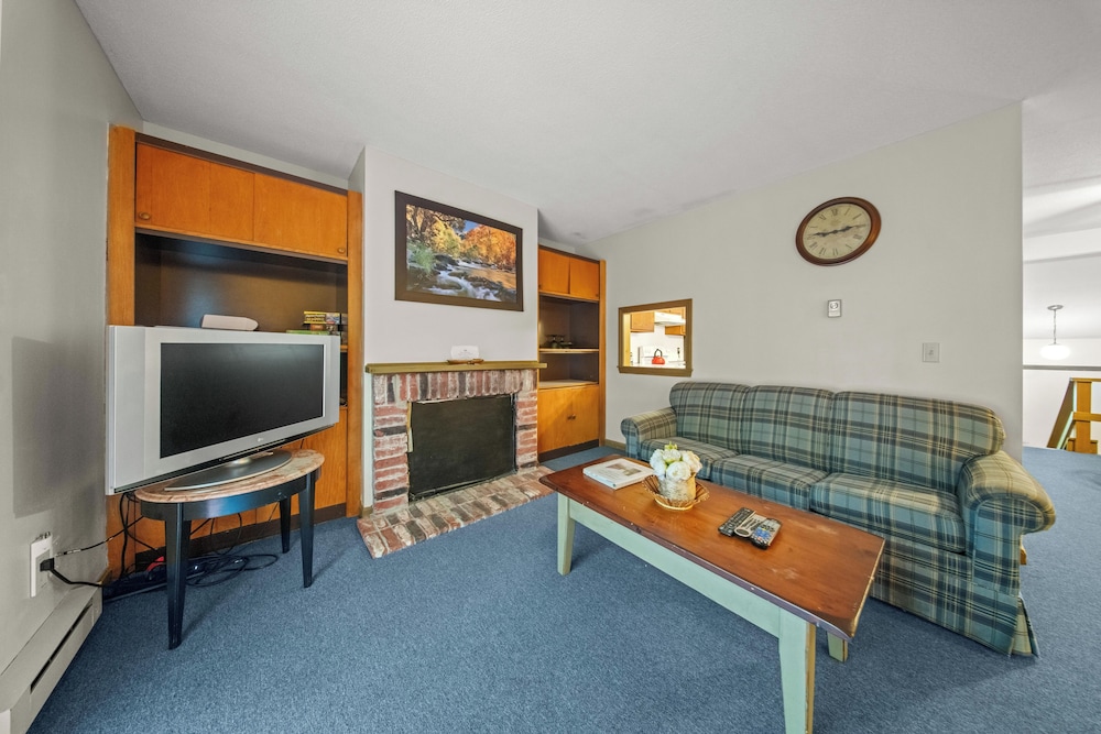 Evergreen Valley Inn - photo 72