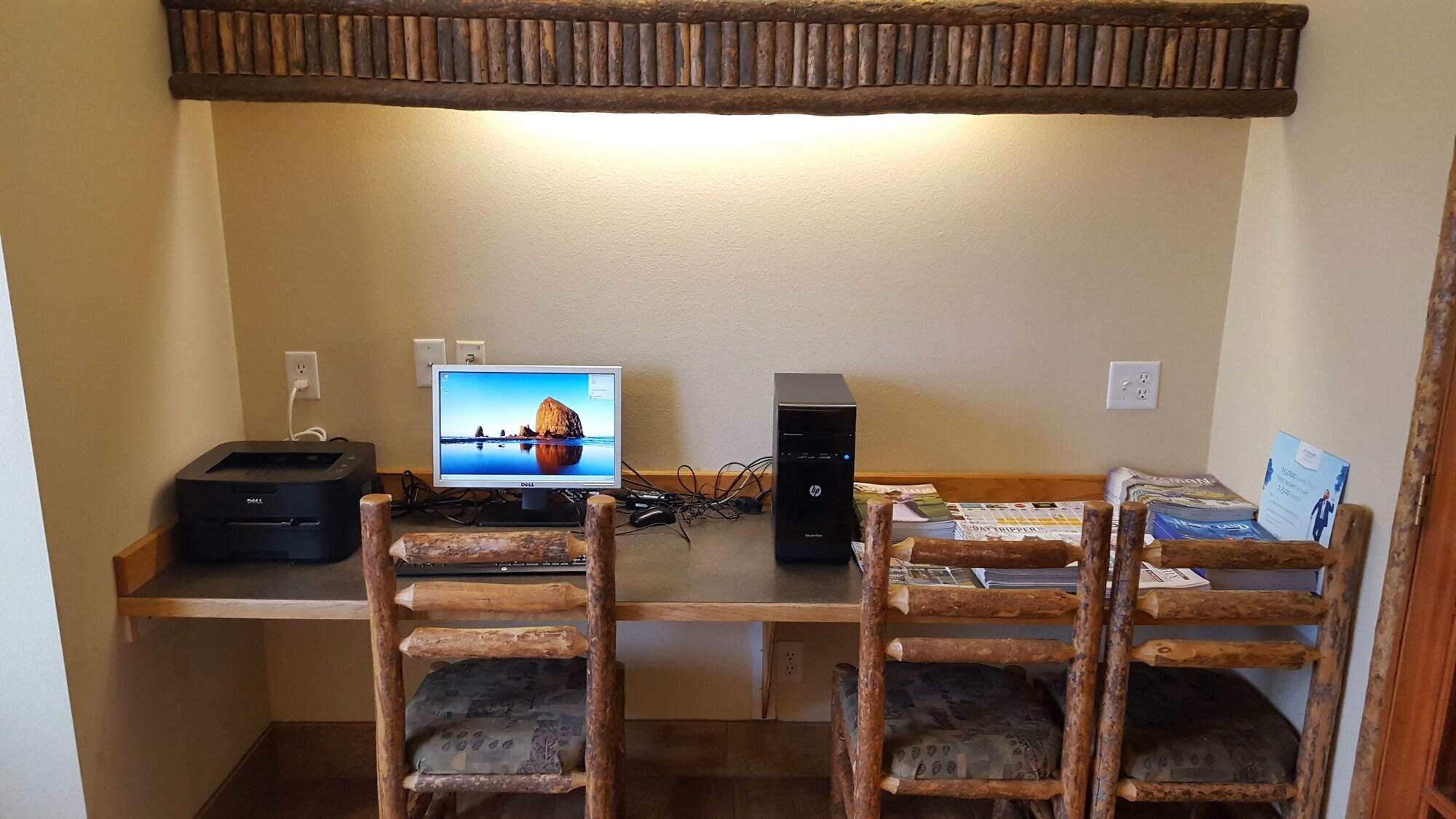 Microtel Inn & Suites by Wyndham Bozeman - photo 23