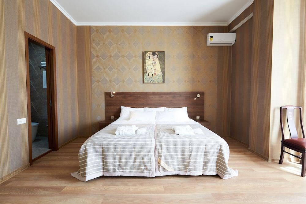 Hotel Antique Resorts