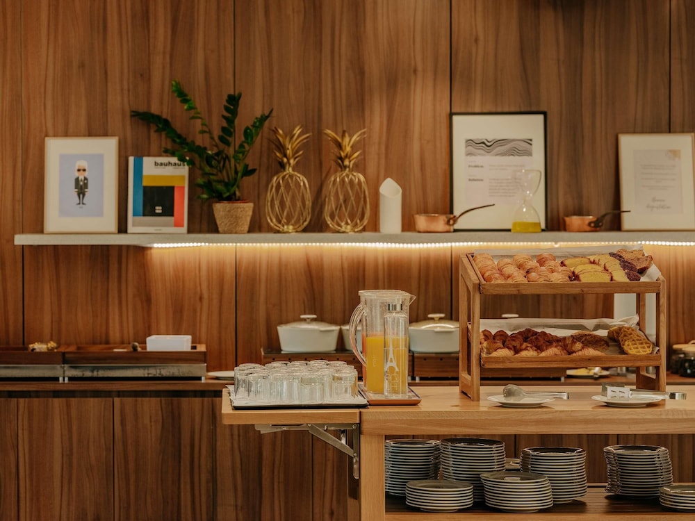 מזון ומשקאות