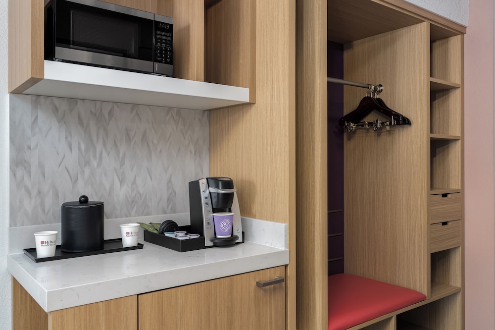 Hilton Garden Inn Dover - photo 11