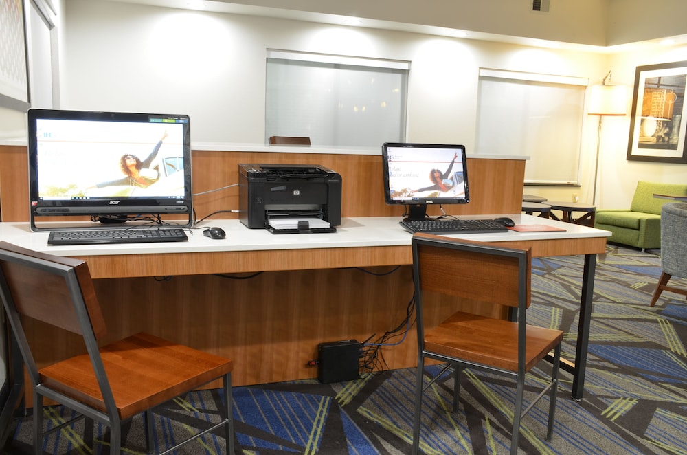 Holiday Inn Express Waterloo Cedar Falls by IHG - photo 19