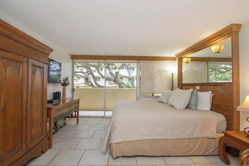 Diamond Head Beach Hotel - photo 11