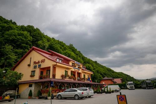 Pensiune Restaurant Route60 — Ciucea