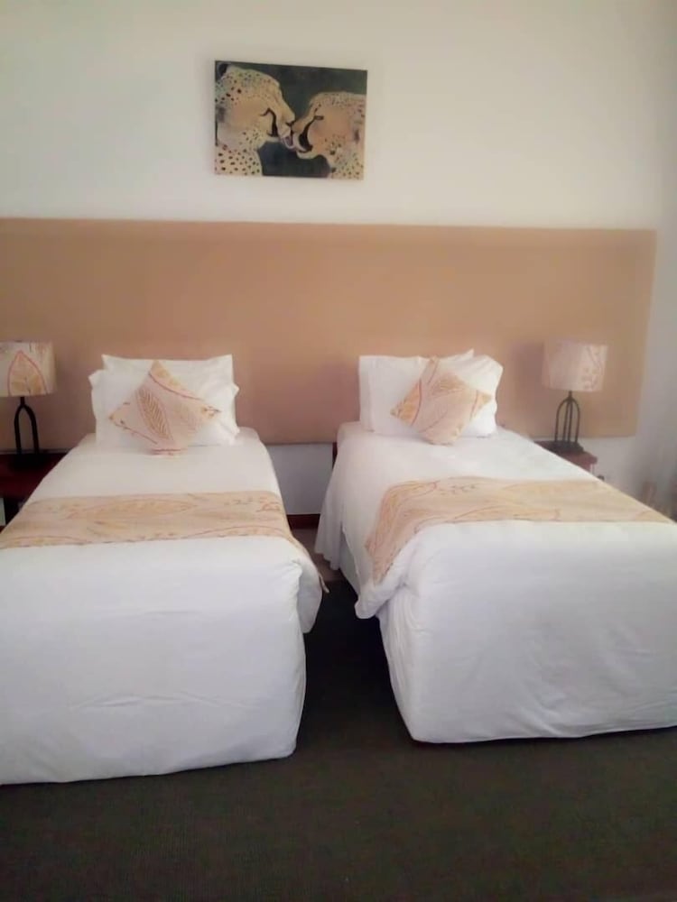 Otter lodge — Arusha — photo 4