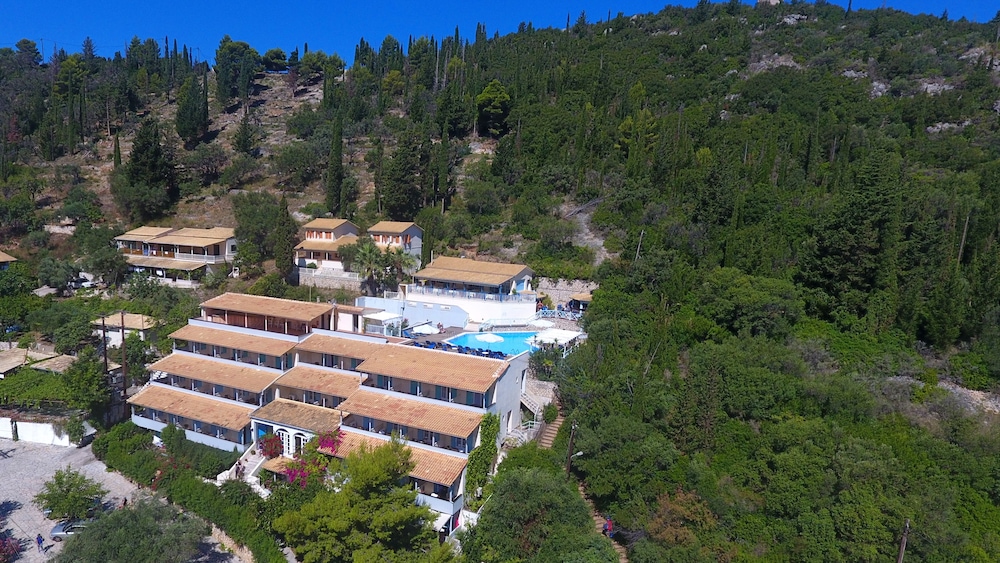 Odyssey Hotel - carbon neutral hotel in Lefkada