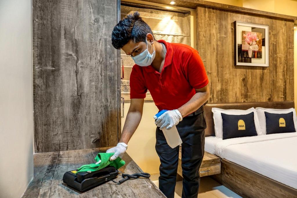 Townhouse Oak Hind Palace — 4-Star Luxury Hotel in Lucknow, India
