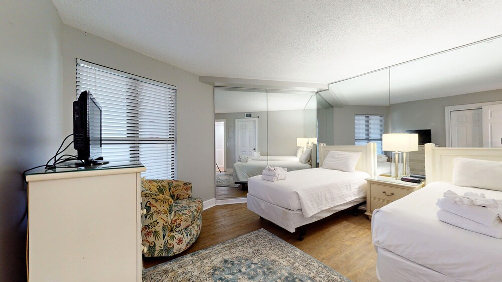 Beachside Towers at Sandestin by Gibson Beach Rentals - photo 36