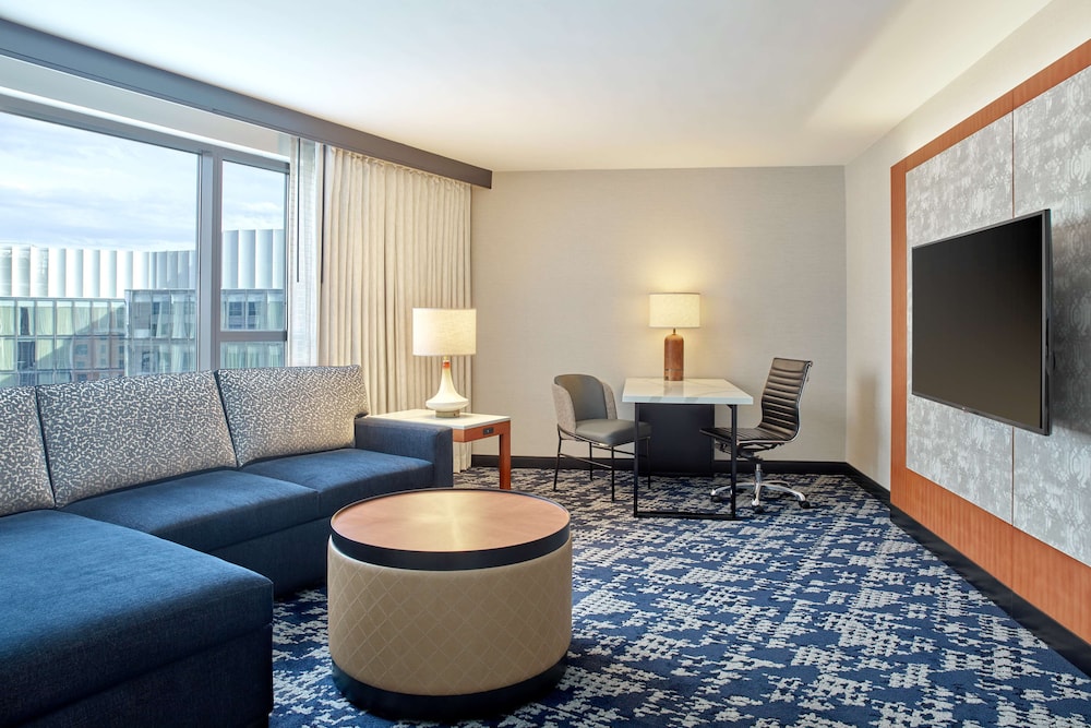 Embassy Suites by Hilton Washington D.C. Convention Center - photo 9