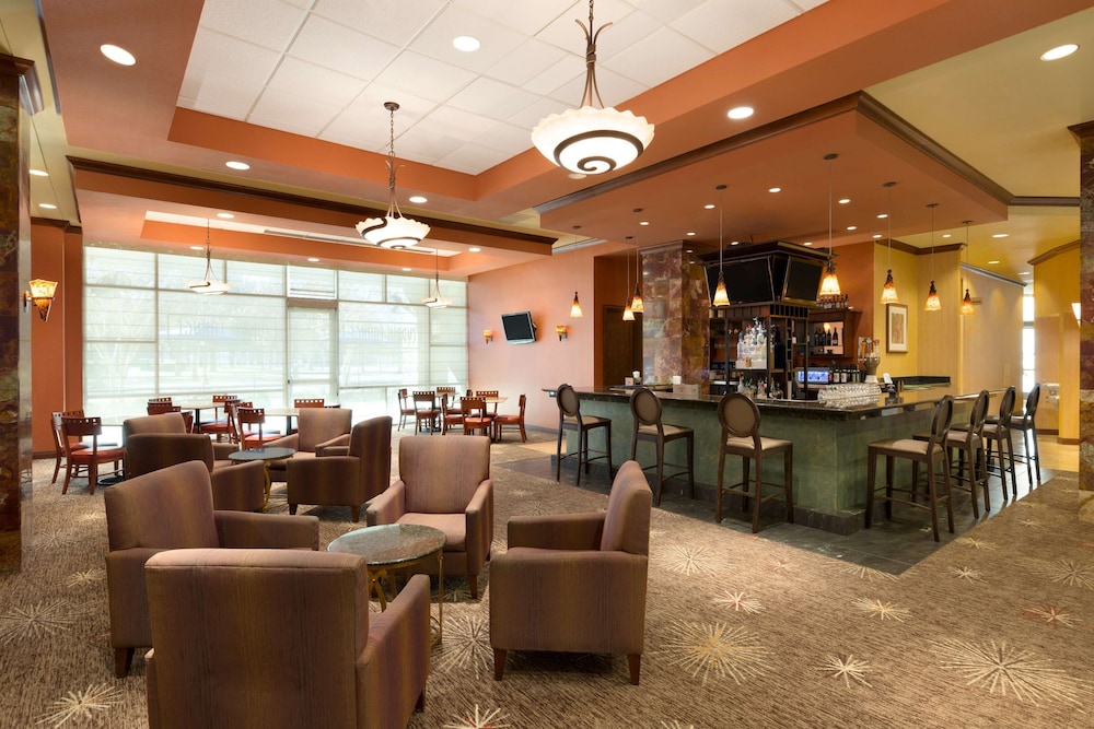 Embassy Suites by Hilton Dallas Frisco Hotel & Convention Center - photo 6