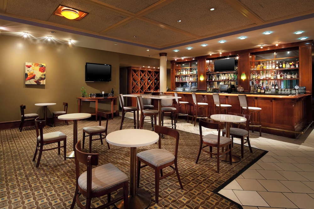 Four Points by Sheraton Bakersfield - photo 31