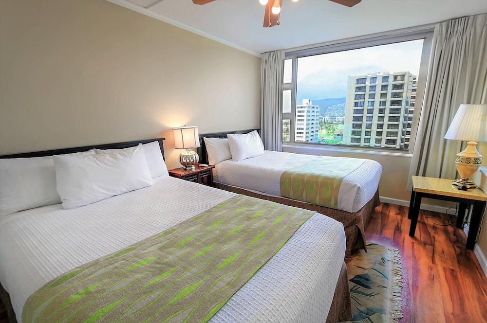 Waikiki Banyan By Koko Resorts - photo 12