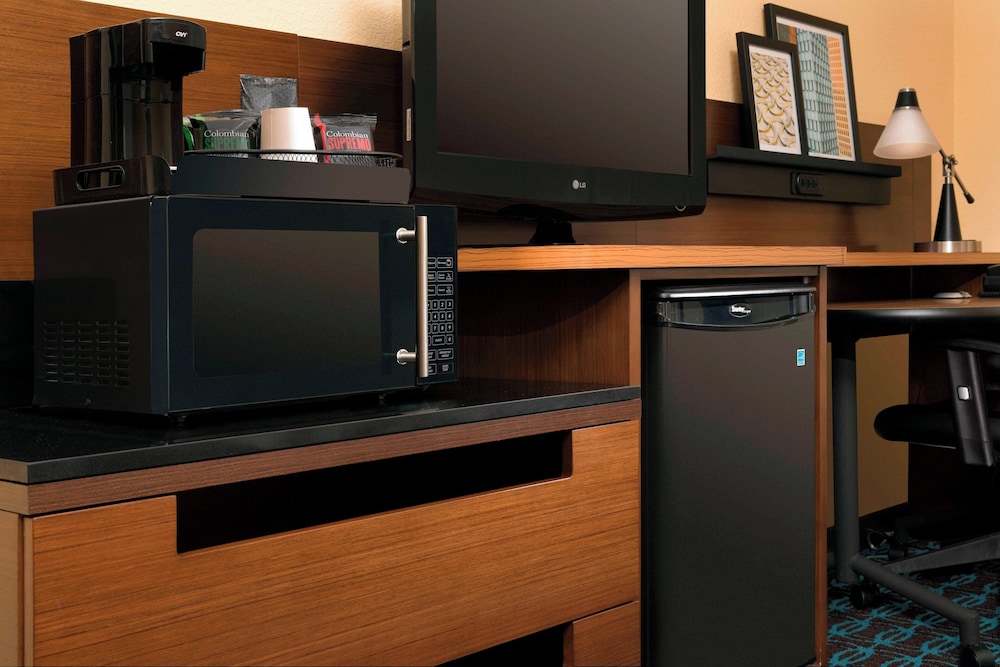 Fairfield Inn & Suites Weatherford - photo 13