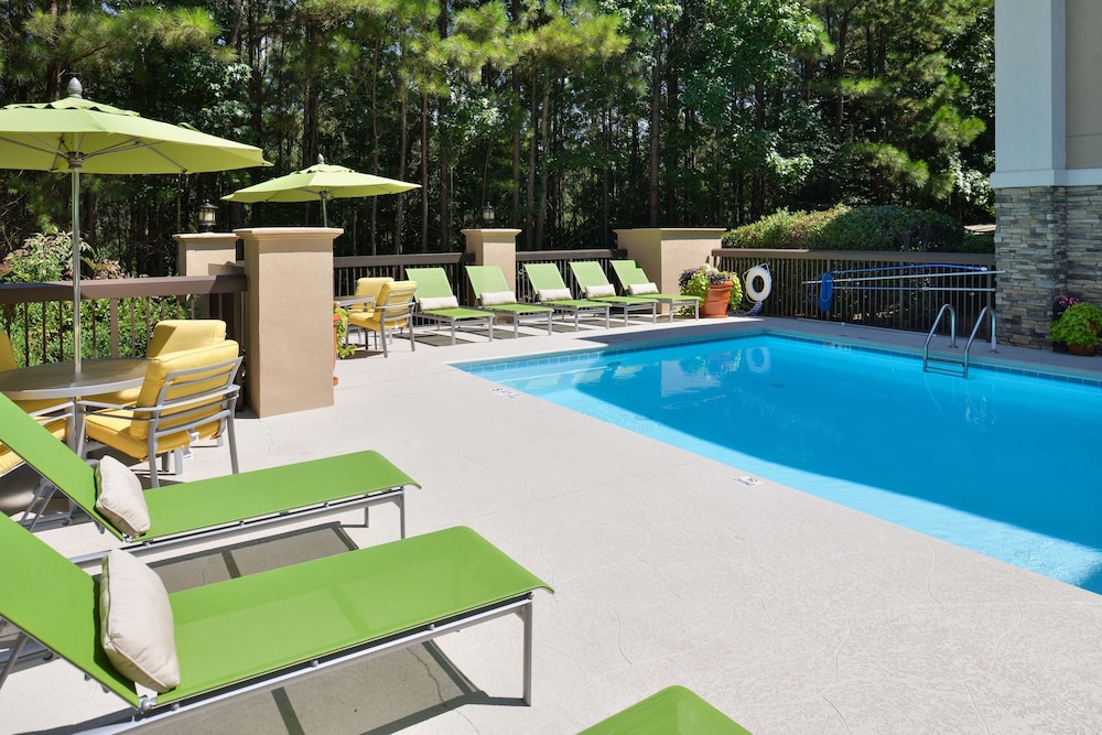 Hampton Inn Cartersville - photo 21