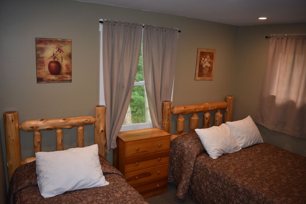 Lake George Diamond Cove - photo 27