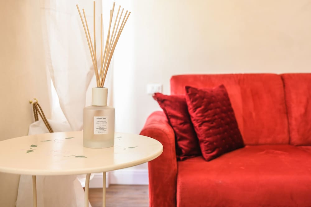 Luxury Suite Sirmione — 4-Star Luxury Hotel in Sirmione, Italy