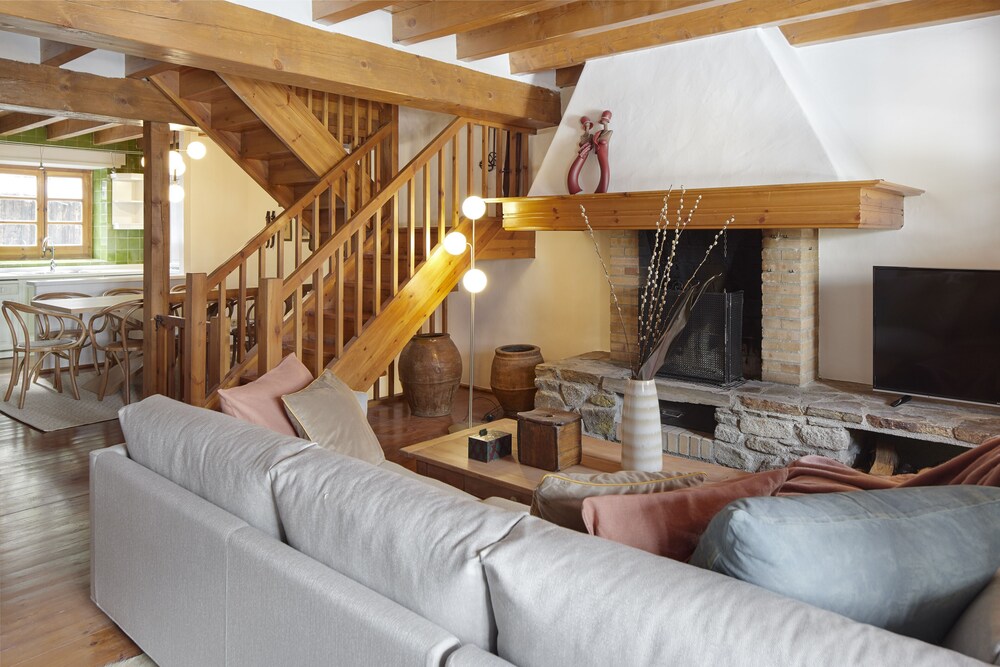 Banhs de Arties by FeelFree Rentals — 4-Star Luxury Hotel in Vielha, Spain
