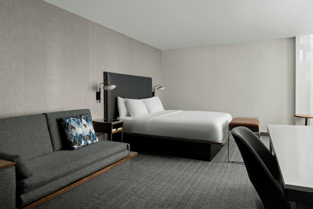 Courtyard by Marriott Santa Rosa - photo 11