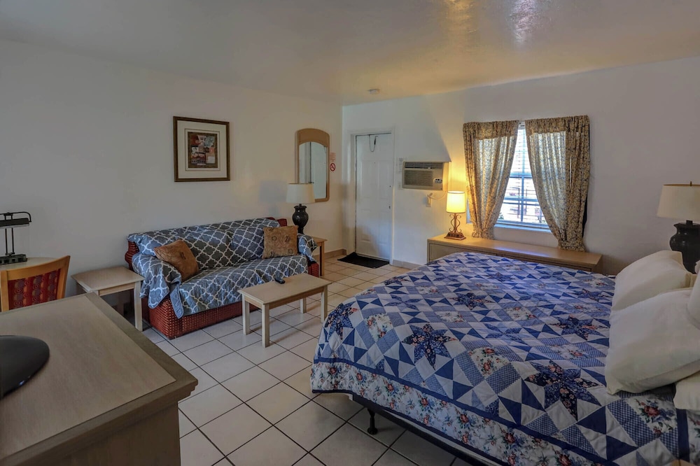Richard's Motel Extended Stay - photo 31