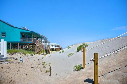 A Pirate's Paradise by Oak Island Accommodations - photo 11