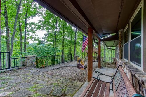 Bear Point Hot Tub Free Attraction tickets WIFI - photo 15