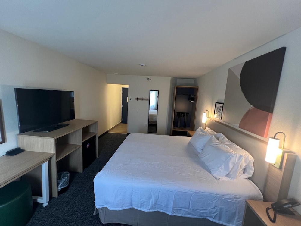 Spark by Hilton Glendale Phoenix North - photo 15