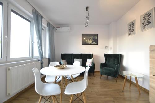 Apartament Kłodnicka Z Parkingiem Klimatyzacja — 4-Star Luxury Hotel in Gliwice, Poland