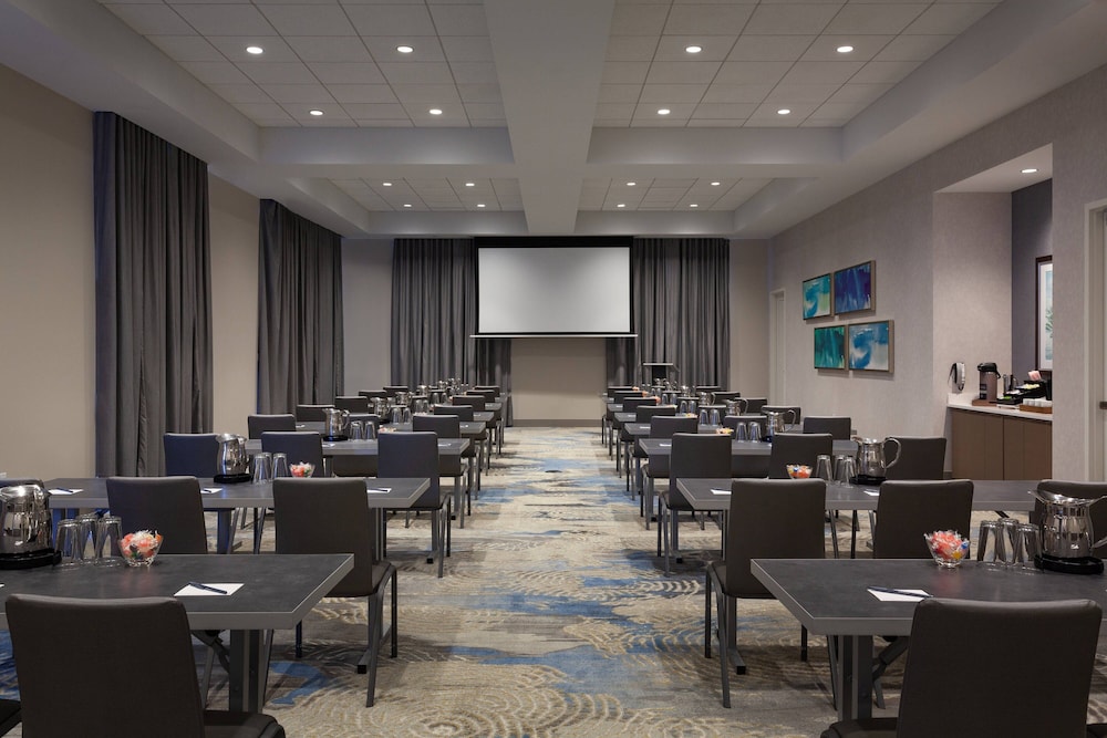 Residence Inn by Marriott Orlando at Millenia - photo 34