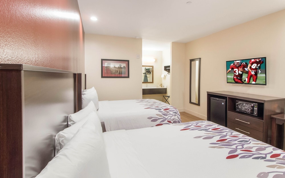Red Roof Inn Houston Willowbrook - photo 17
