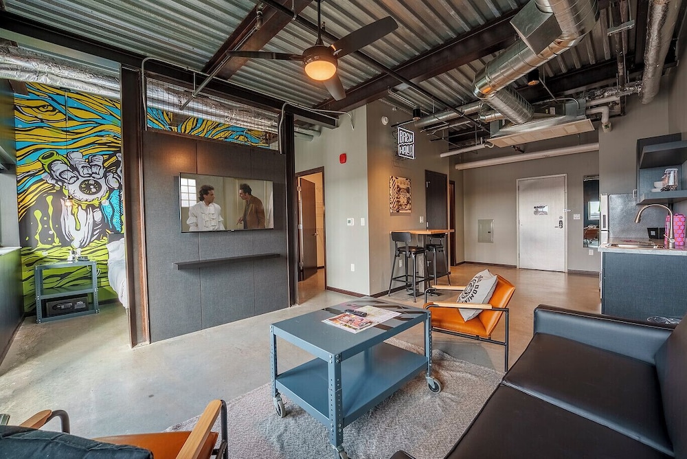 Brewhalla Hotel - photo 12