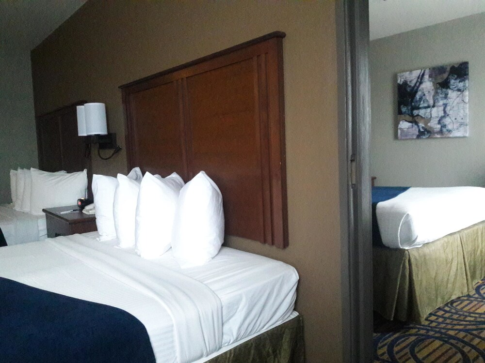Best Western Woodburn - photo 5