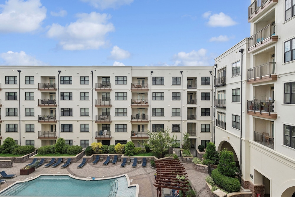 Kasa Village District Raleigh — 4-Star Luxury Hotel in Raleigh, United States