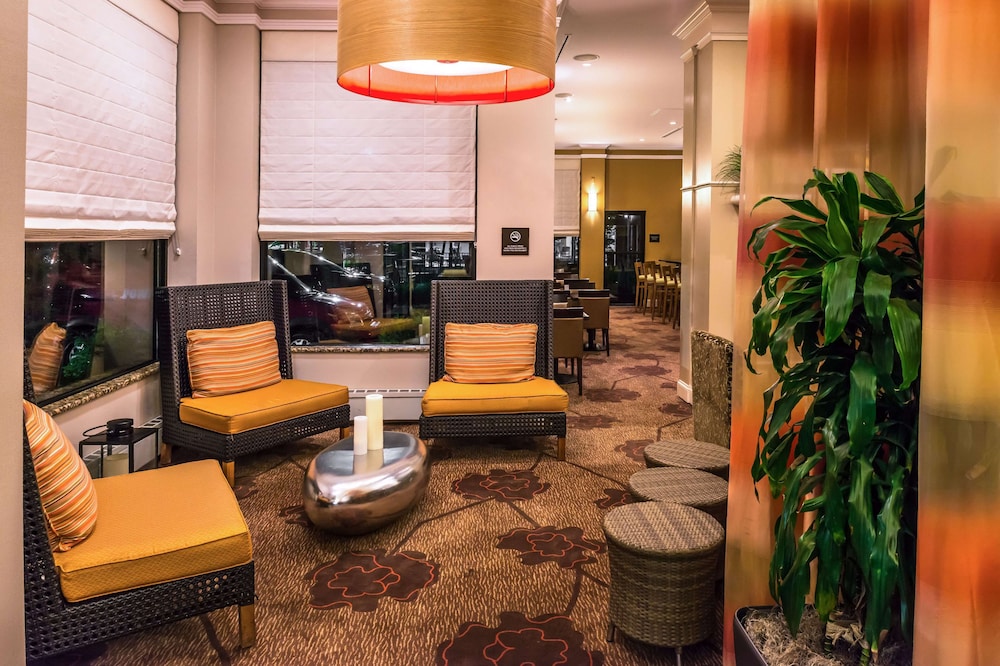 Hilton Garden Inn Detroit Southfield MI - photo 2