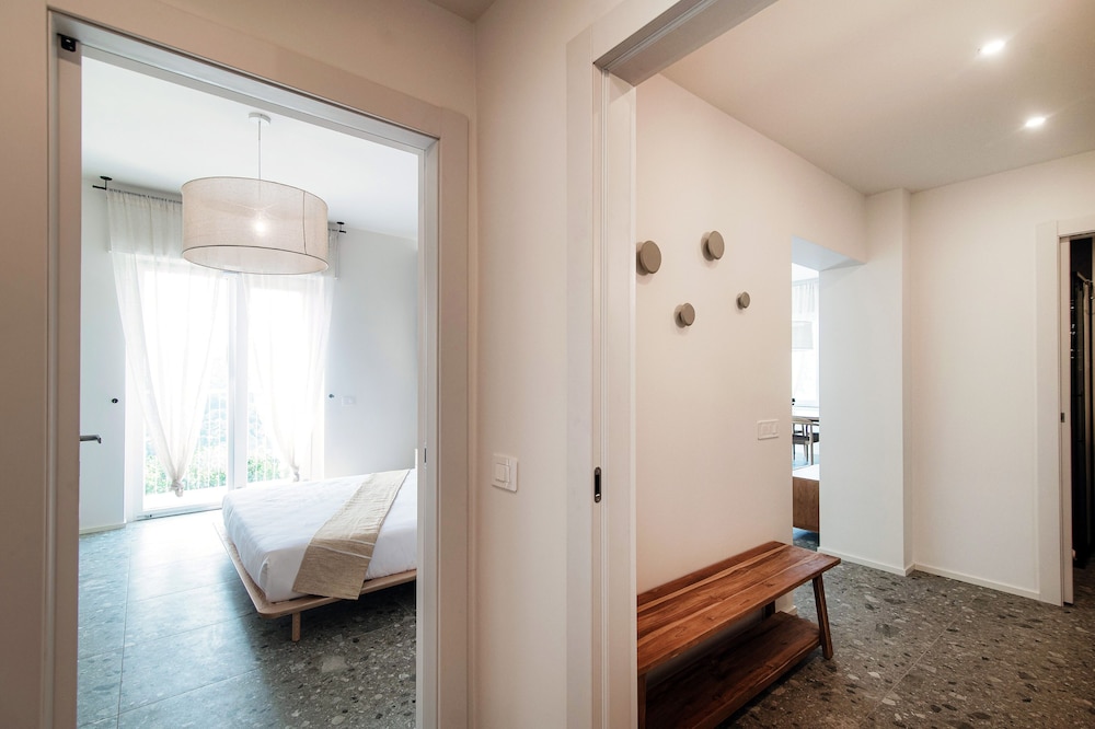 Martina — 4-Star Luxury Hotel in Como, Italy