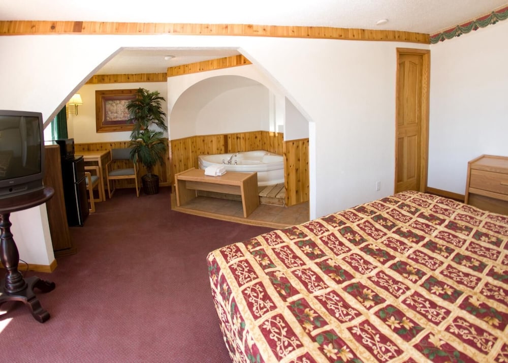 North Country Inn & Suites - photo 9