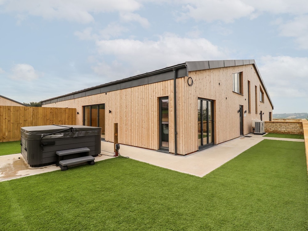 Bears Court Barn 3 in Cheltenham, United Kingdom