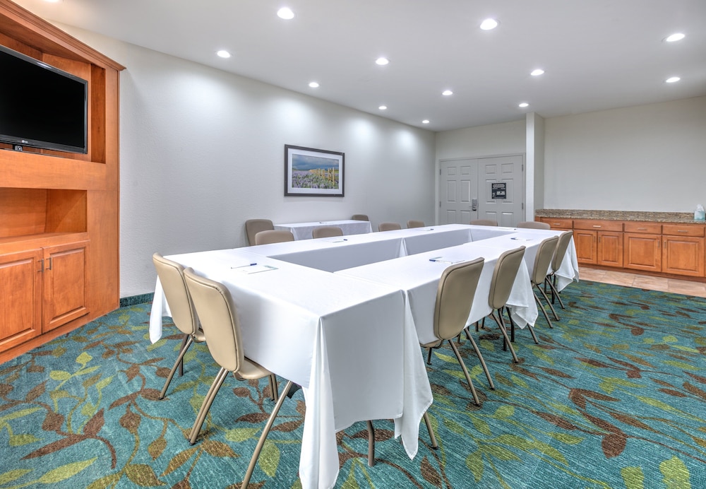 Candlewood Suites Fort Worth West by IHG - photo 44